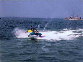 Pulau Ayer Resort And Cottages Jakarta Eksteriør billede